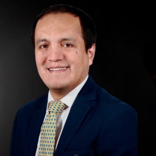 Dr. Roberto Tello